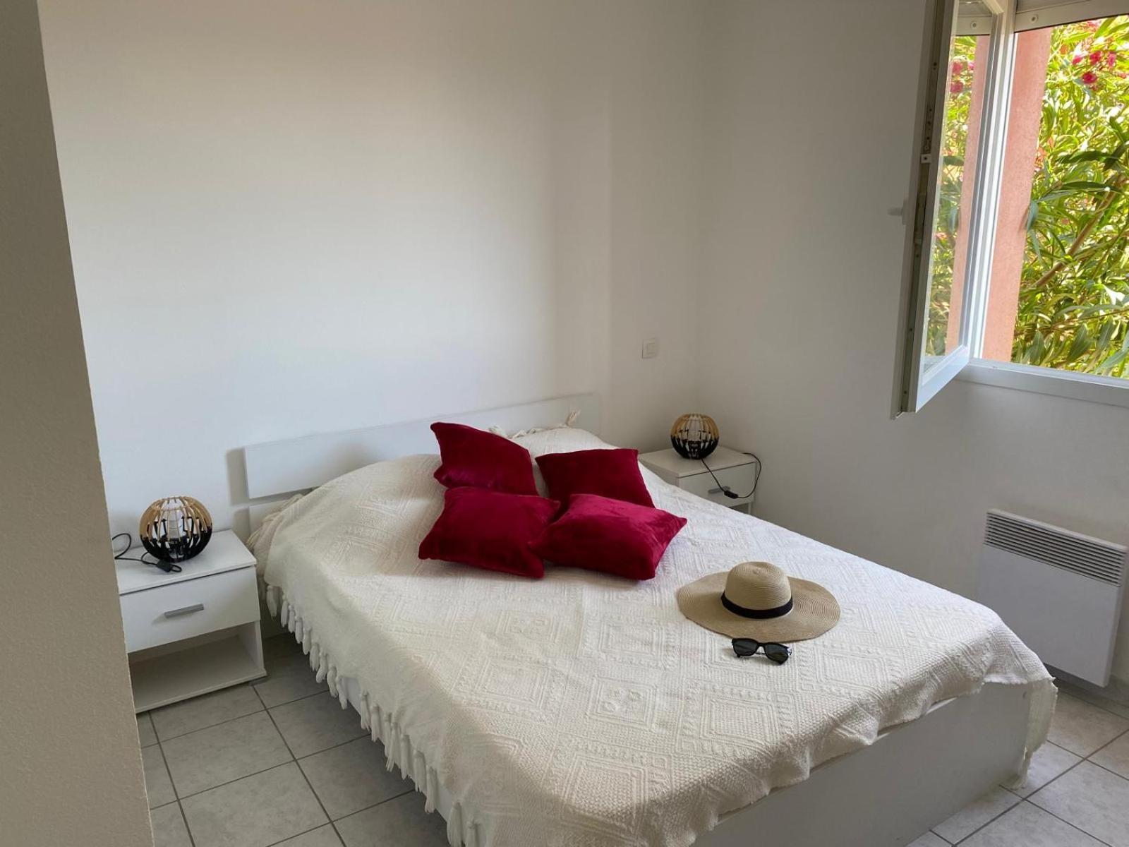 Appartement 4 Pers - Terrasse - Vue Mer - Proche Plage Saint-Pierre-la-Mer  Esterno foto